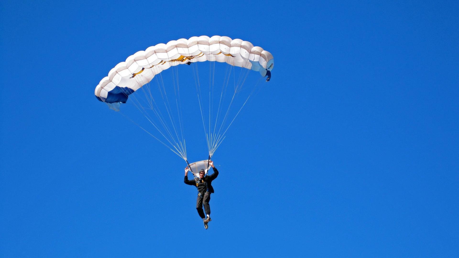 kaiyun sports app-_星空下的养生瑜伽：放松心灵的运动佳选_，星空亲子瑜伽