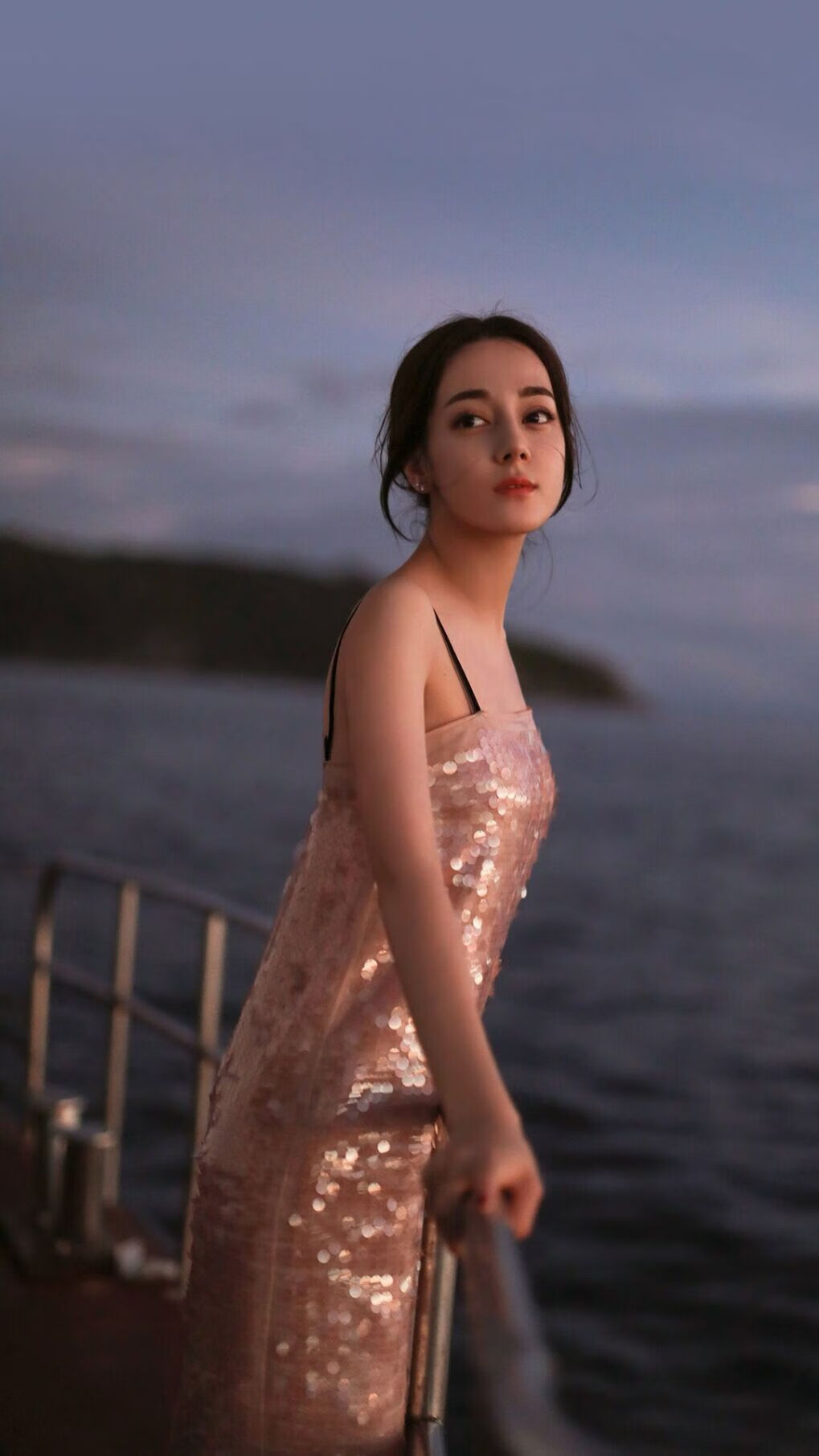 开云体育下载官网-决战时刻：季后赛激烈对抗的精彩瞬间，决赛战况