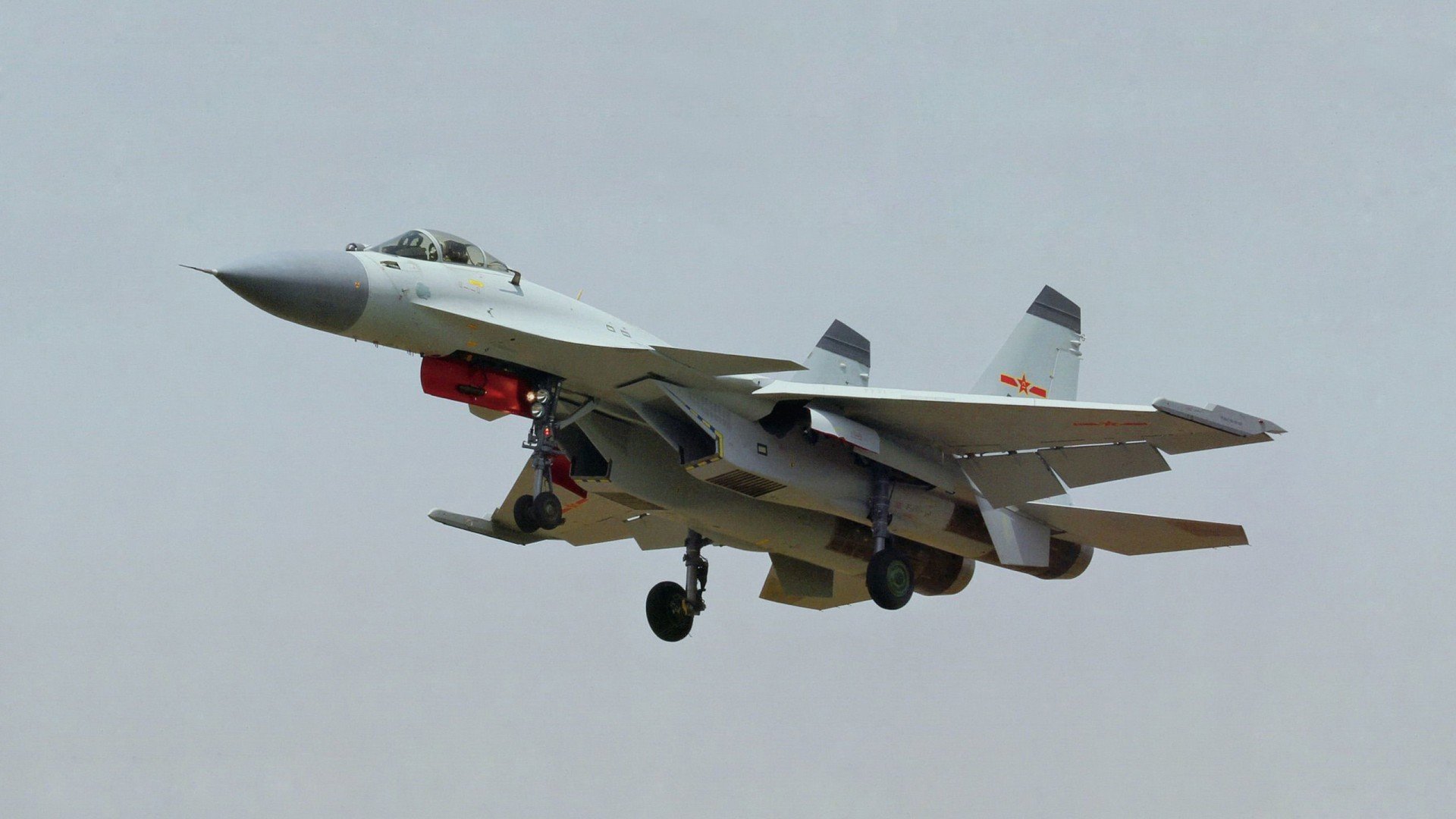 开云体育官方app-墨西哥队后卫吉梅内斯在巴黎奥运会上表现出色，吉格斯 梅西